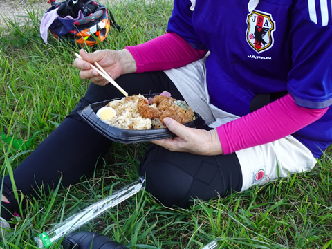 昼食中