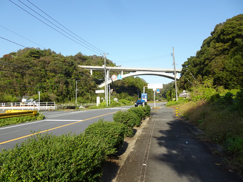 これから峠の上りに入ります