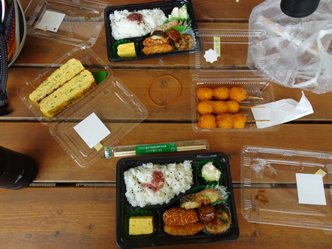 遅めの弁当