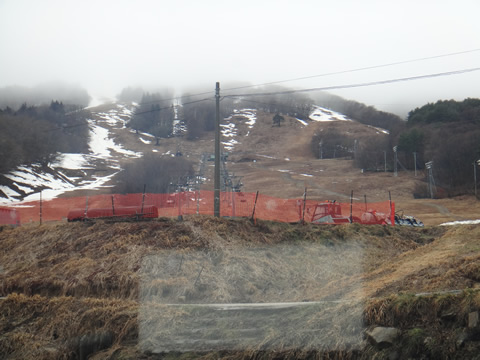 旧国設側は雪無くなりました