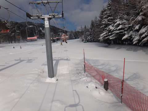 先週は無かったリフト下も復帰してました