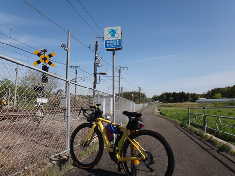 山陽本線横の周防往還自転車道